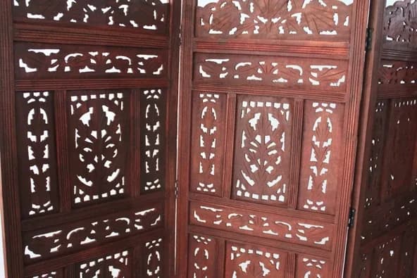 Tahtakale Toptan Ticaret/AHŞAP MAUN RENGİ EL OYMASI PARAVAN